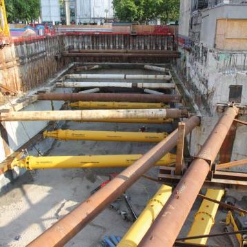 Prüfung der Baugrube und der Bodenplatte des Neubaus  des Hotel- und Geschäftshauses „Upper West“ Berlin Prüfung der statischen Berechnungen und der Konstruktionszeichnungen, Konstruktive Bauüberwachung SPECHT KALLEJA + PARTNER BERATENDE INGENIEURE BERLIN